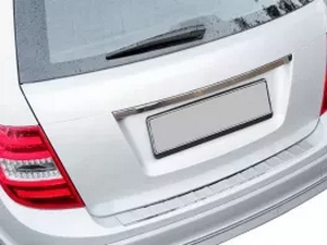 Накладка на задний бампер Mercedes C W204 (07-14) Универсал - Carmos 4