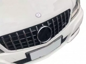 Решётка Mercedes C W204 (07-14) - GT Chrome 4