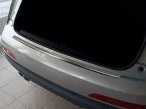 Накладка на задній бампер Audi Q3 I (8U; 11-18) - Avisa