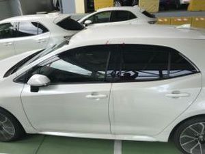 Дефлекторы окон Toyota Corolla XII (19-) Htb - Hic (накладные) 2