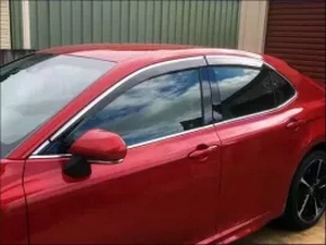 Дефлектори вікон Toyota Camry XV70 (18-24) - Hic (з хромом молдингом) 2