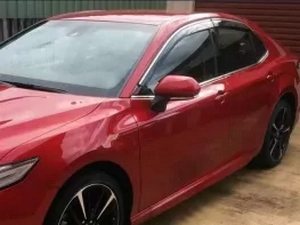 Дефлектори вікон Toyota Camry XV70 (18-24) - Hic (з хромом молдингом) 3