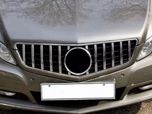 Решітка Mercedes E-Coupe C207 (09-13) - GT Chrome 3