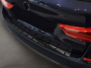 Накладка на бампер BMW 5 G31 (17-20) - Strong (чёрная) 6