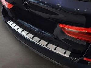 Накладка на бампер BMW 5 G31 (17-20) - Strong (серебряная) 4