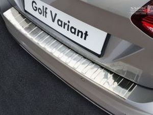 Накладка на задний бампер VW Golf VII (17-) Универсал - Avisa (сталь) 5