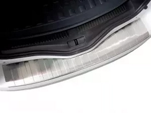 Накладка на задний бампер Renault Megane IV (16-) Универсал - Avisa 3