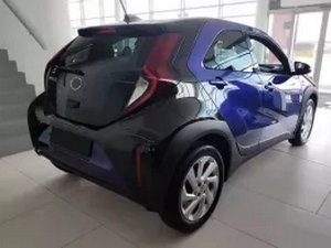 Накладка на бампер Toyota Aygo X (22-) - Avisa (чёрная) 7