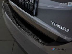 Накладка на бампер Opel Insignia B (17-) Sports Tourer - Avisa (чёрная) 2