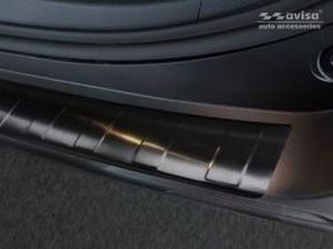 Накладка на задний бампер Toyota Rav4 V (XA50; 19-) - Avisa (чёрная) 3