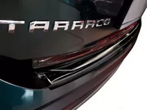 Накладка на задний бампер Seat Tarraco (18-) - Avisa (чёрная) 4
