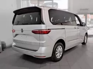 Накладка на задний бампер VW T7 Multivan (21-) - Avisa (чёрная глянцевая) 8