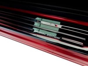 Накладки на пороги Honda CR-V V (17-22) - Avisa (чорні) 3