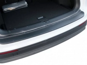 Накладка на задний бампер VW Tiguan II / Allspace (16-23) - ABS (чёрная) 3