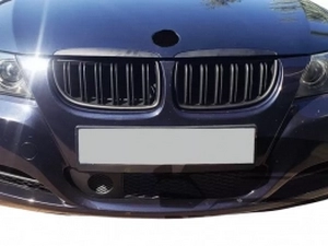Решётка BMW 3 E90 / E91 (05-08) - двойные рёбра - чёрная матовая 4