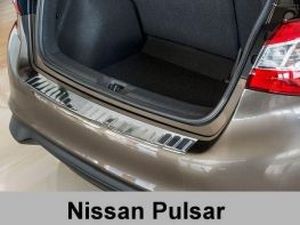 Накладка на задній бампер Nissan Pulsar C13 (14-18) 5D - Avisa 2