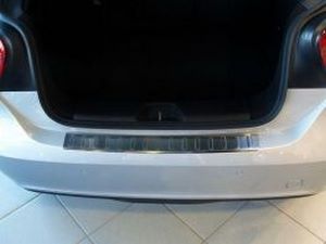 Накладка на задний бампер Mercedes A W176 (12-18) - Avisa 4