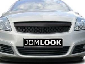 Решётка радиатора OPEL Zafira B (05-08) чёрная "JOM" 1