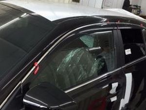 Дефлекторы окон BMW X1 F48 (15-) - Hic (с хром молдингом) 3