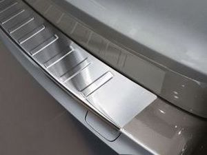 Накладка на задний бампер BMW X5 F15 (13-18) - стальная 4