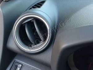 Кольца на обдувы TOYOTA Rav4 IV (13-15)