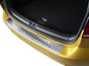 Накладка на задний бампер VW Golf 7 (12-20) Хэтчбек - Avisa 3