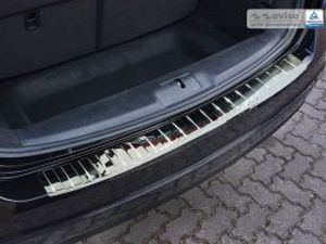 Накладка на задний бампер VW Sharan II (7N; 10-/15-) - Avisa (зеркальная) 3