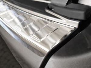 Накладка на задний бампер Peugeot 4007 (07-12) - Avisa (стальная) 3