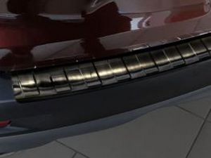 Накладка на задний бампер Honda CR-V V (17-20) - чёрная 7
