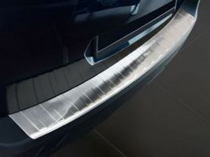 Накладка на задний бампер Peugeot 5008 II (17-23) - Avisa 2