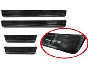 Накладки на пороги Citroen C5 Aircross (17-) - Avisa (чорні)