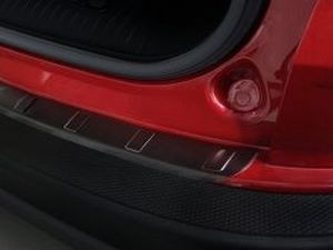 Накладка на бампер Ford Kuga III (CX482; 19-) - Avisa (чёрная) 6