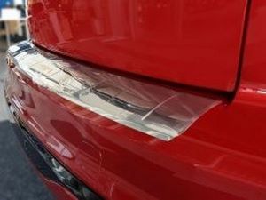 Накладка на бампер Ford Kuga III ST-Line (19-) - Avisa (серебряная) 3