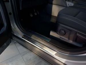 Накладки на пороги Ford Kuga III (CX482; 19-) - Avisa (серебряные) 5