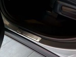 Накладки на пороги Ford Kuga III (CX482; 19-) - Avisa (серебряные) 6