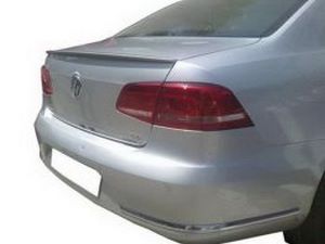 Спойлер багажника VW Passat B7 (11-15) Sedan