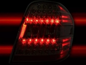 Задні ліхтарі Mercedes M W164 ML (05-08) - LED (димчасті) 2