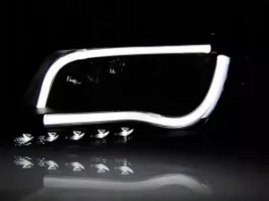 Фари Audi A6 C5 (01-04) рестайлінг - LED Tube Lights чорні 3