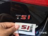 Надпись TSI на багажник VW Jetta A6 (2011-2018) - хром-красная на авто 5