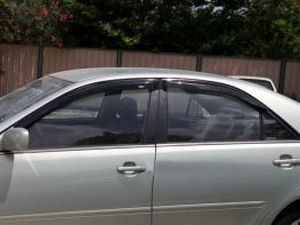 Дефлекторы окон Toyota Camry XV30 (02-06) - Hic (накладные) 3