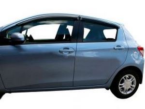 Дефлекторы окон Toyota Yaris III (XP130; 11-20) 5D - Hic (накладные) 3