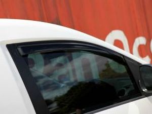 Дефлекторы окон VW Caddy III (2K; 04-20) - Hic (накладные) 3