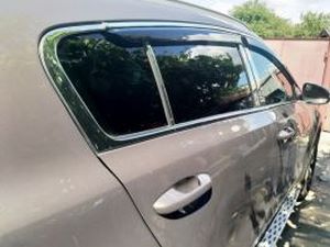Дефлекторы окон Kia Sportage IV (QL; 15-21) - Hic (хром молдинг) 4