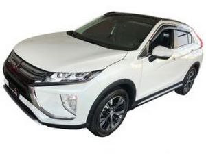 Дефлекторы окон Mitsubishi Eclipse Cross (18-) - Hic (с хром молдингом) 2