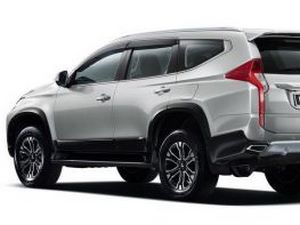 Дефлекторы окон Mitsubishi Pajero Sport III (15-) - Hic (накладные) 4