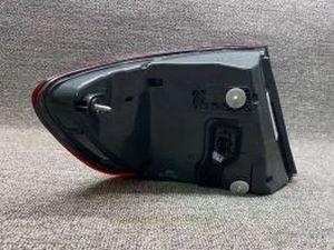 Фонари задние BMW 5 F10 / F18 LCI (13-17) - диодные (красные) 6