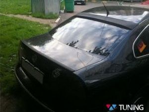 Бленда на стекло VW Passat B5+ 3BG (01-05) Sedan 2