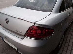 Спойлер с заходами на крылья FIAT Linea (2007-) Sedan 1 1