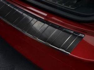 Накладка на задний бампер BMW X6 E71 (08-14) - Avisa (чёрная) 3