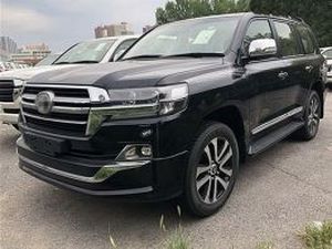 Накладки на бампера TOYOTA LC 200 (2016+) - GT (чёрный) 1 5